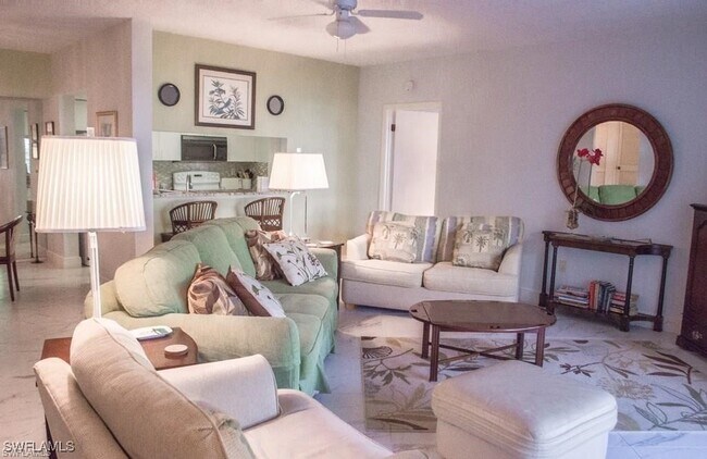 Photo - 5817 Glencove Dr Unit 404