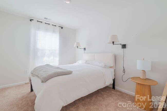 Photo - 346 Kenyon Dr