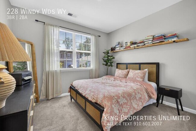 Photo - 228 Windy Wds Wy