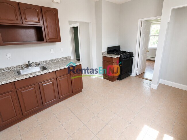 Photo - 607 N 7th St Unit 3B
