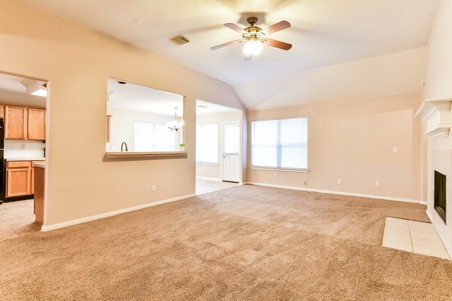 Photo - 3219 Candlepine Dr