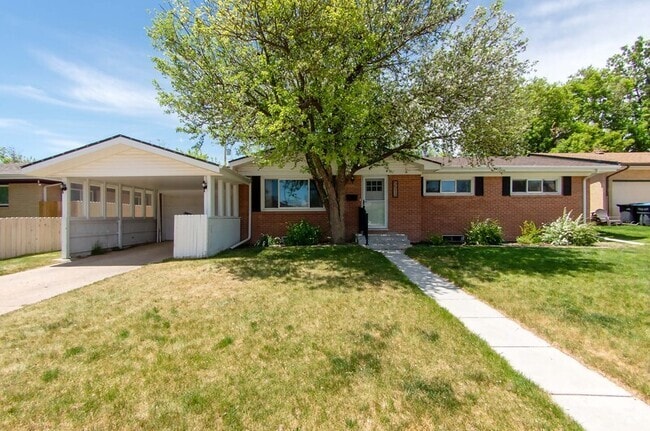Building Photo - 5512 Frederick Dr Rental