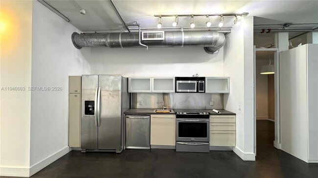 Photo - 1700 Meridian Ave Unidad 506