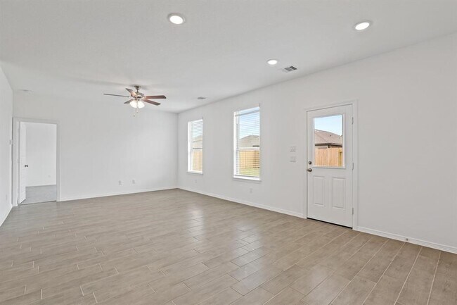 Photo - 23015 Forebear Dr