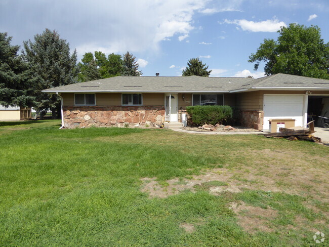 Building Photo - 3400 E Locust St Rental