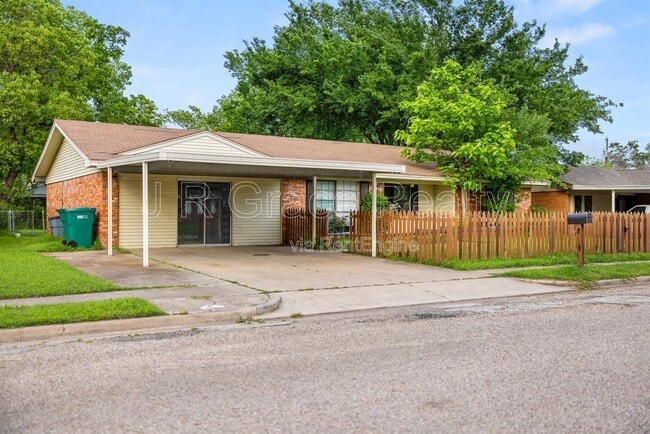 Photo - 209 S Rita St
