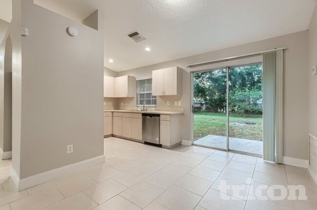 Photo - 2527 Orange Ave