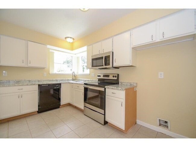 Photo - 7611 Shaddock Dr