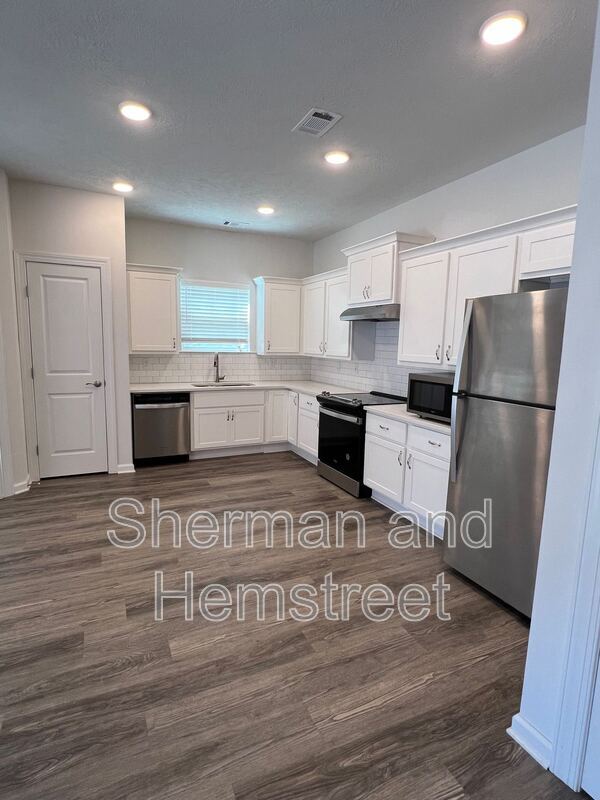 Photo - 2028 Lotus Dr Unit 2028 Lotus Dr