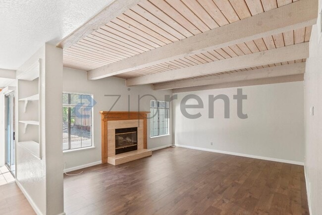 Photo - 1225 Oak Hill Ct