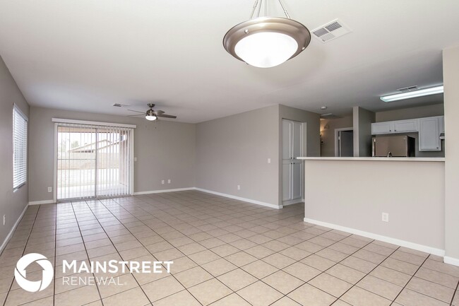 Photo - 10730 W Glenrosa Ave