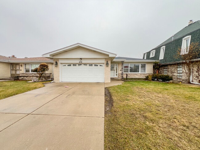 Building Photo - 4716 Thatcher Ave