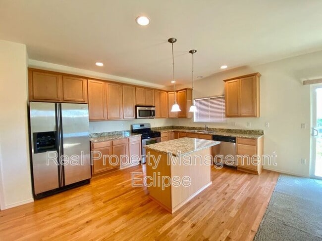Photo - 8100 88th St NE