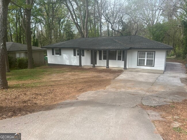 Photo - 1397 Peachcrest Rd