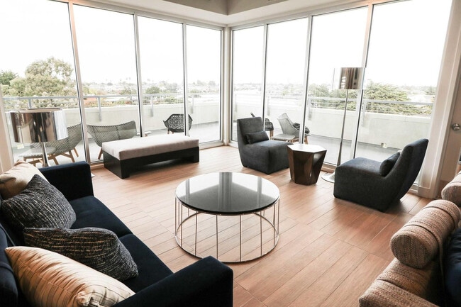 Photo - 56 Triton Park Ln Unit ID1280471P