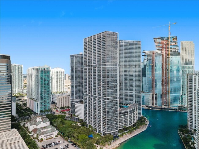 Building Photo - 475 Brickell Ave Unit 4810 Rental