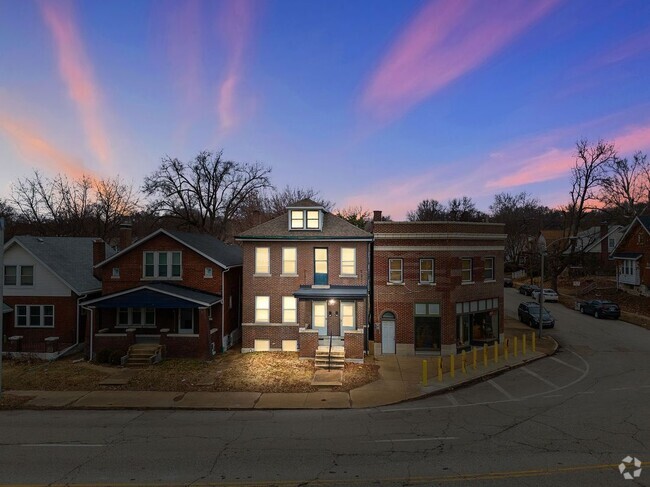 Building Photo - 2203 McCausland Ave Rental