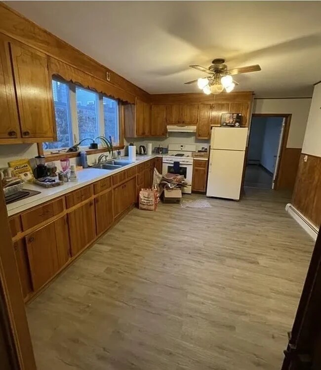 Building Photo - 161 Otis St Unit 2 Rental