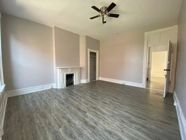 Photo - 129 Calhoun St Unit House Rental