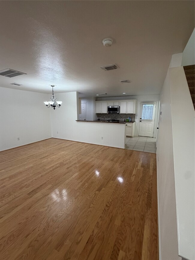Photo - 1421 W 26th St Unidad D