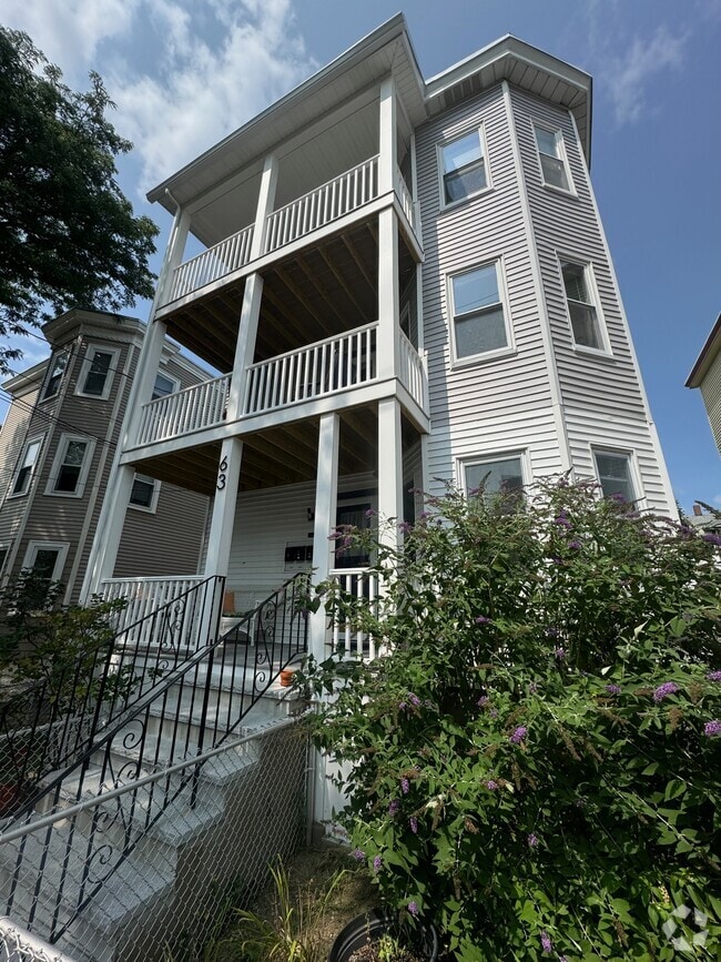 Building Photo - 63 Conwell Ave Unit 3 Rental
