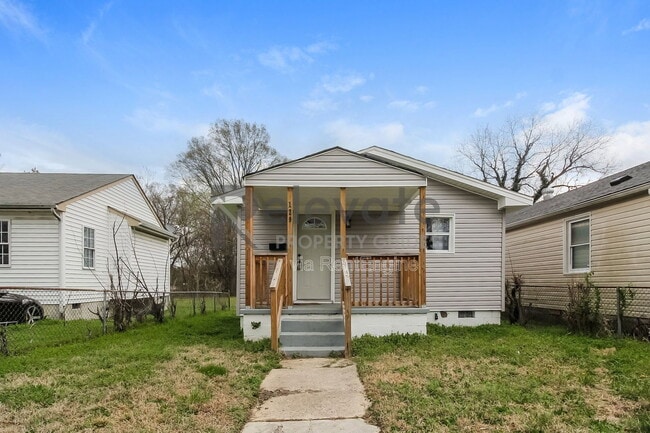 Building Photo - 129 S Old Church St