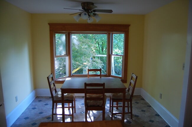 Photo - 312 Allen St