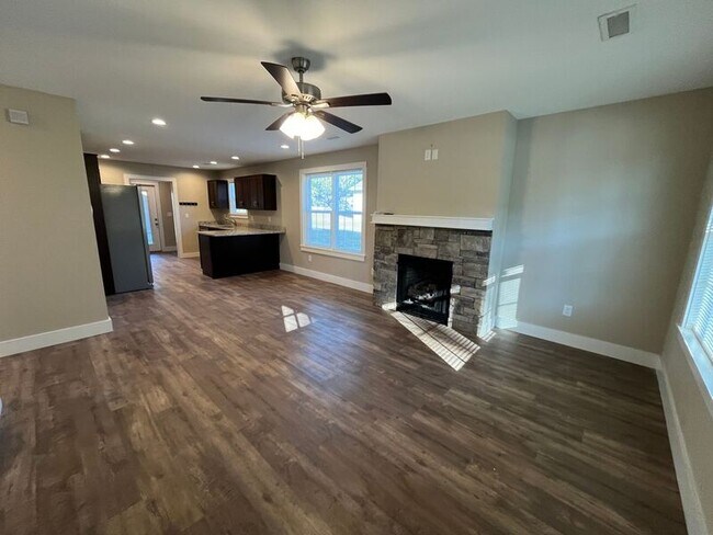 Photo - 10517 Walden St