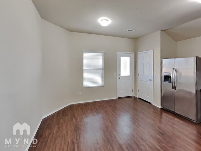 Photo - 9605 Jackrabbit Rd