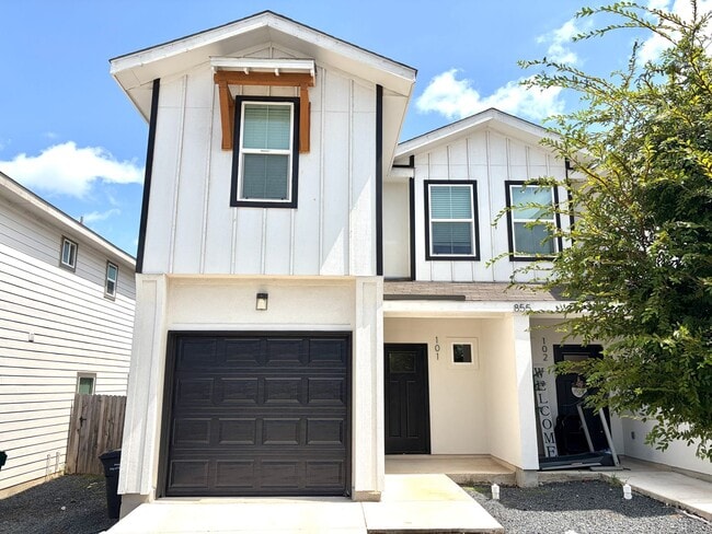 Photo - 855 Soria Pl