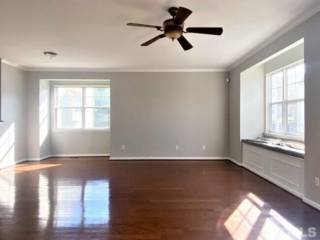 Photo - 3 Bedroom Townhome for Rent Apex