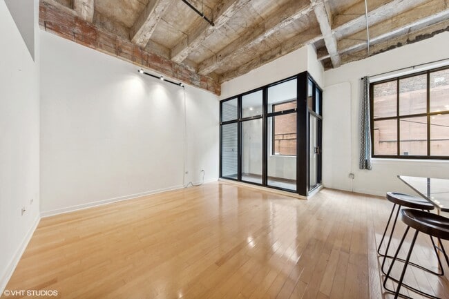 Photo - 20 N State St Unit 507