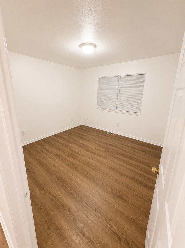 Photo - 2893 Crystal Lake Dr Unit -1