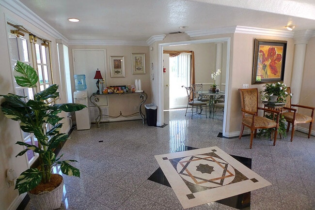 Alcantara Home Apts