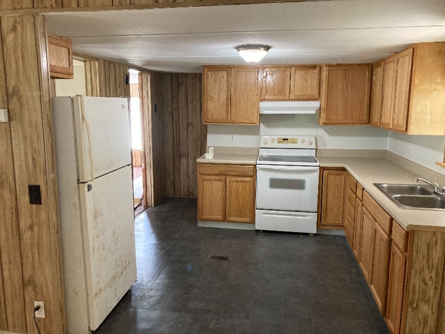 Photo - 20504 Spanish Ln