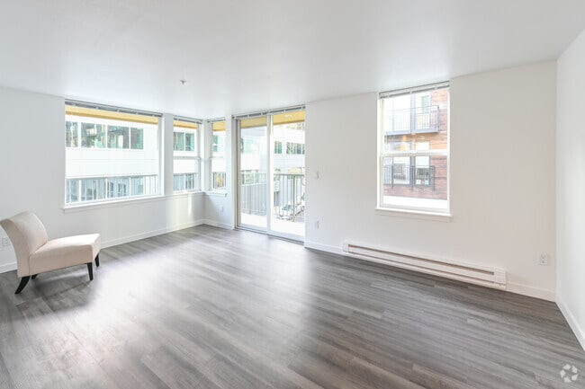 1HAB, 1BA - 550&nbsp;ft² - Lake Union Tower