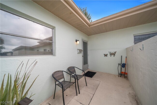 Photo - 730 Joel Blvd