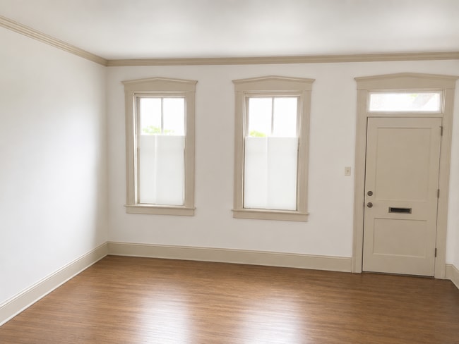 Photo - 17 N Plum St