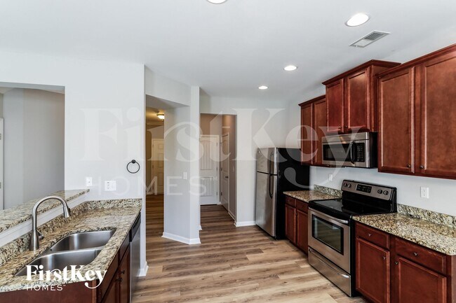 Photo - 3832 Humber Ct