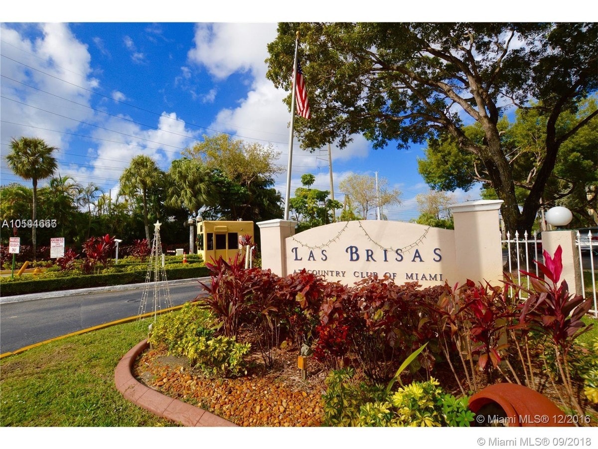 Photo - 7075 NW 186th St Unit 000