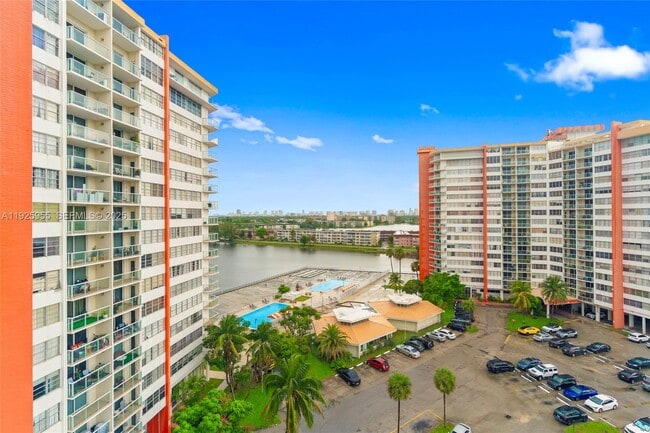 Photo - 1301 NE Miami Gardens Dr Unit 1025W