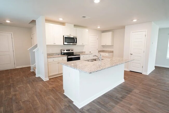 Photo - 472 Coconut Dr