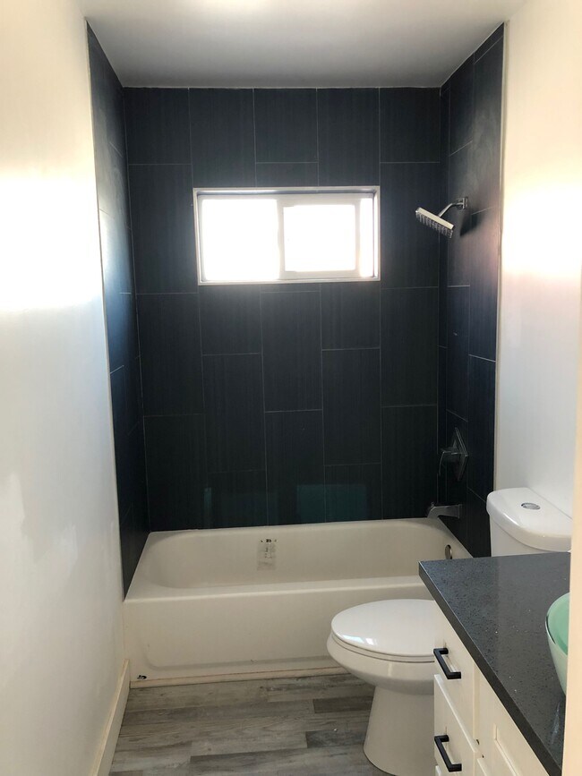 Photo - 2139 Pacific Ave Unit C