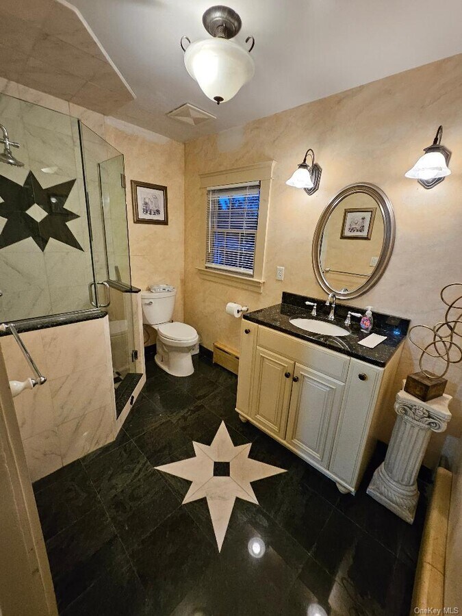 Photo - 141 Linden St