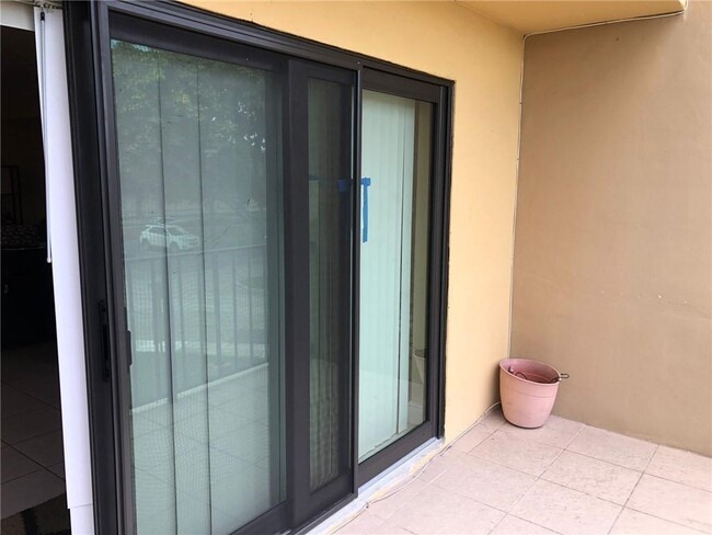 Photo - 10411 N Kendall Dr Unit B203