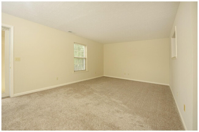Photo - 67 Forest Hill Dr