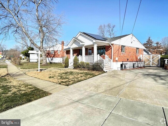 Building Photo - 4901 Boiling Brook Pkwy Rental