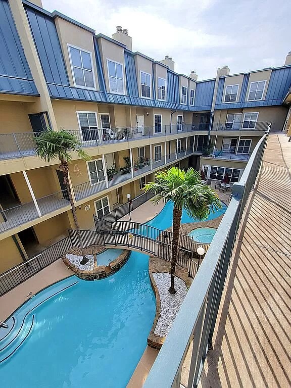 Photo - 921 Marine Dr Unidad 327