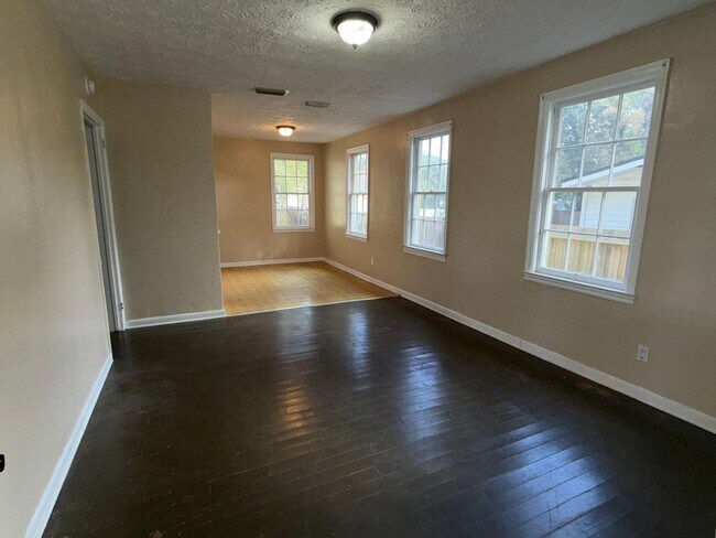 Photo - 4841 Louisa Terrace House