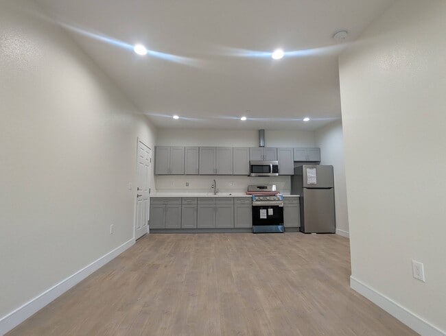 Photo - 14411 Vanowen St Unit 212